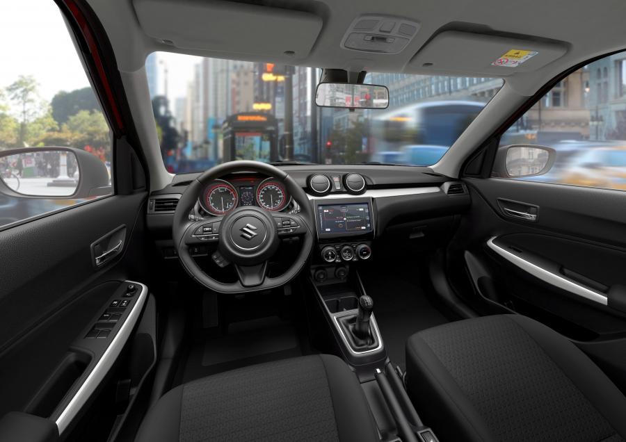 Торпедо Suzuki Swift 2017 года  (WW) (фото 16 из 101)